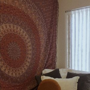 Tapestry (Urban Outfitters)